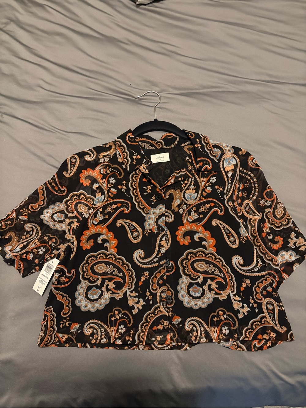 Aritzia Never worn! Crop Black Paisley Button-Up Shirt w/ Orange & Cream Accents